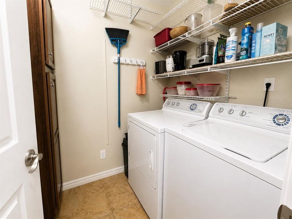 В аренду: $1,850 (3 спален, 2 ванн, 1272 Квадратных фут)