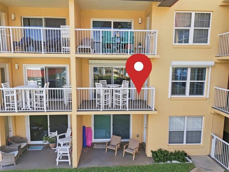 For Sale: $500,000 (2 beds, 2 baths, 912 Square Feet)