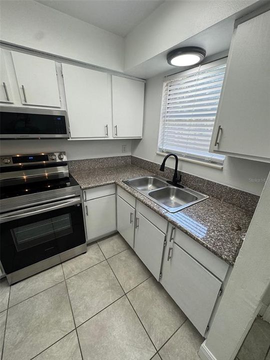 В аренду: $1,379 (2 спален, 1 ванн, 938 Квадратных фут)