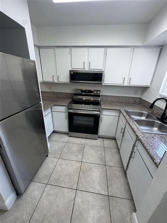 В аренду: $1,379 (2 спален, 1 ванн, 938 Квадратных фут)