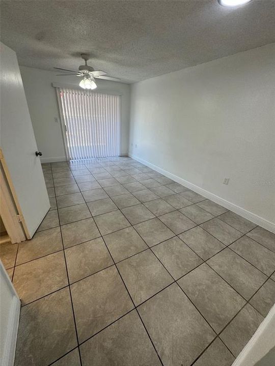 В аренду: $1,379 (2 спален, 1 ванн, 938 Квадратных фут)