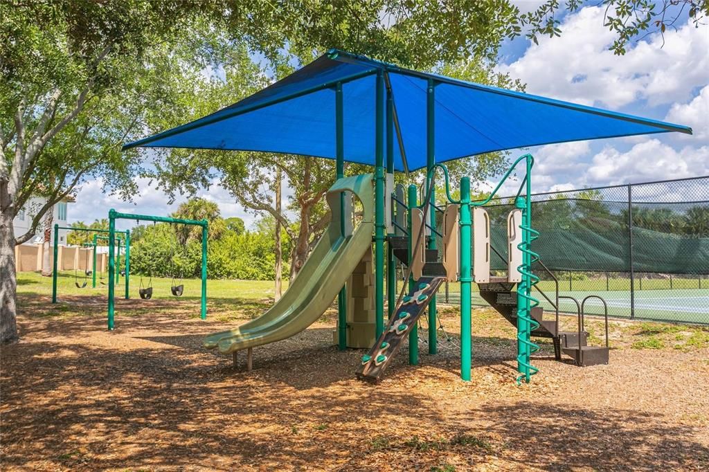 For Rent: $2,900 (3 beds, 2 baths, 2673 Square Feet)