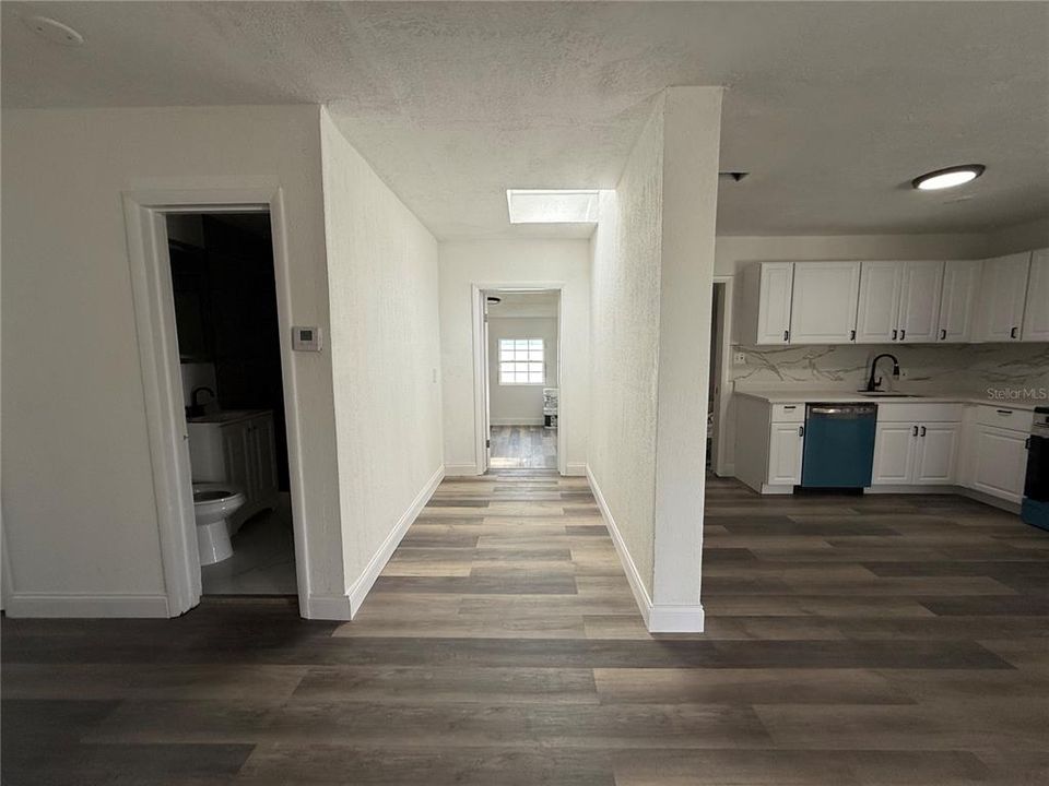 En Venta: $319,000 (5 camas, 3 baños, 2339 Pies cuadrados)