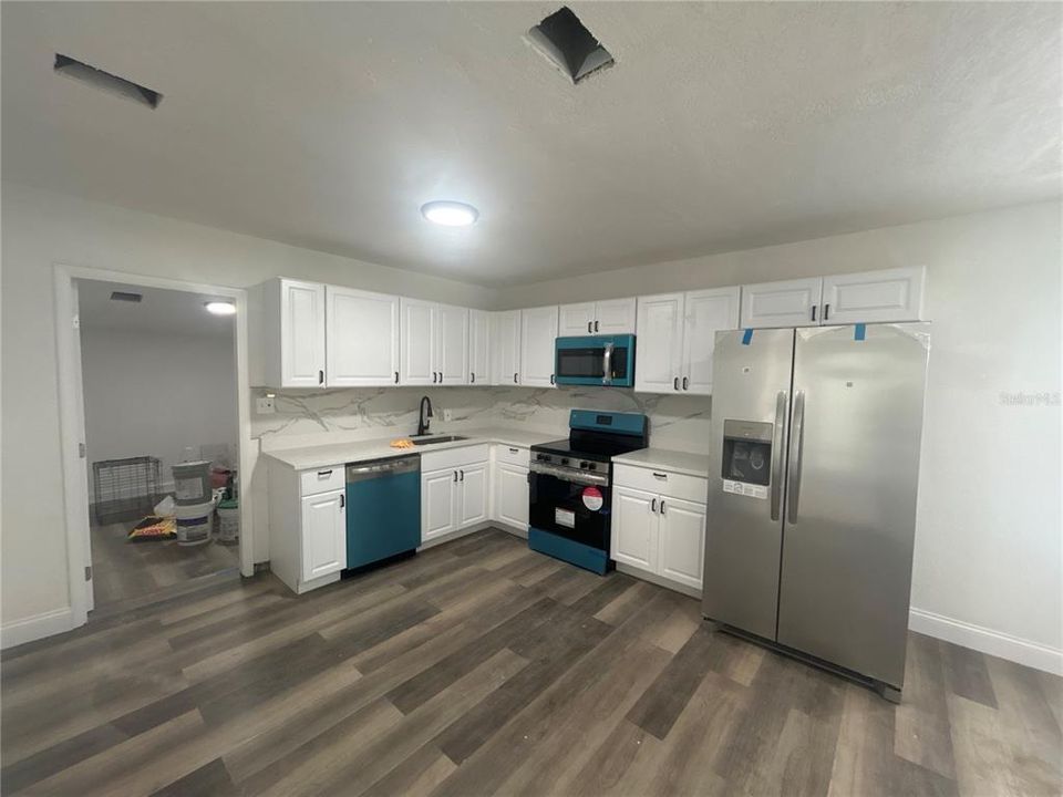 En Venta: $319,000 (5 camas, 3 baños, 2339 Pies cuadrados)