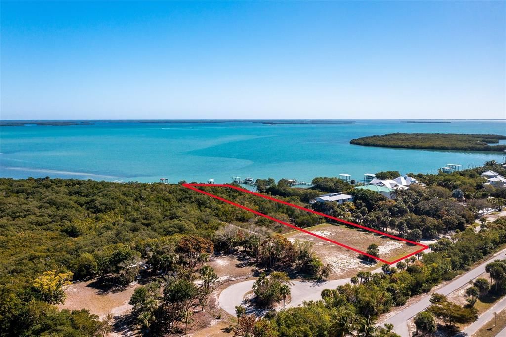 For Sale: $10,875,000 (4 beds, 4 baths, 3953 Square Feet)