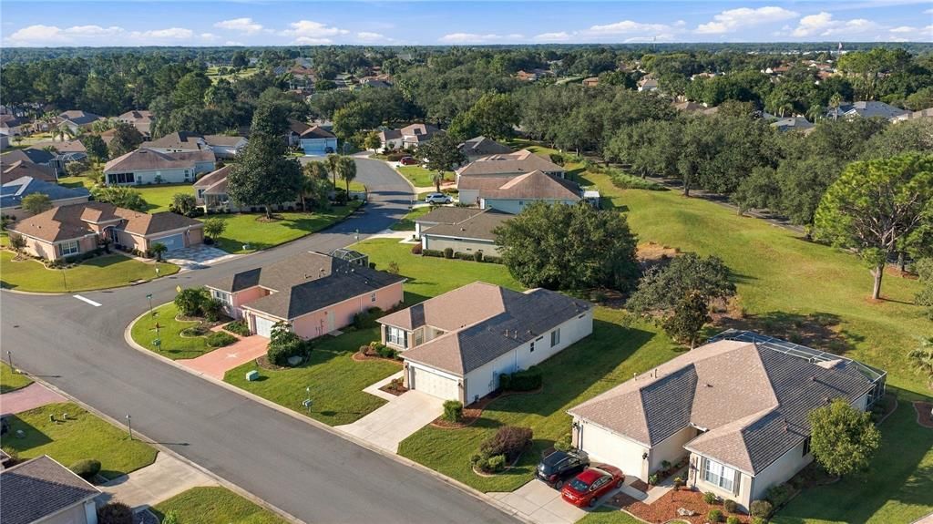 For Sale: $279,450 (2 beds, 2 baths, 1678 Square Feet)
