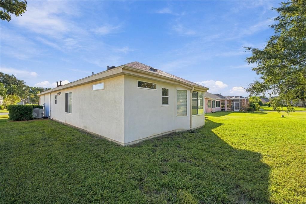 For Sale: $279,450 (2 beds, 2 baths, 1678 Square Feet)