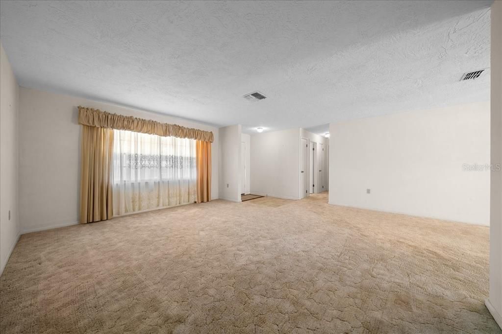 На продажу: $185,000 (2 спален, 2 ванн, 1526 Квадратных фут)