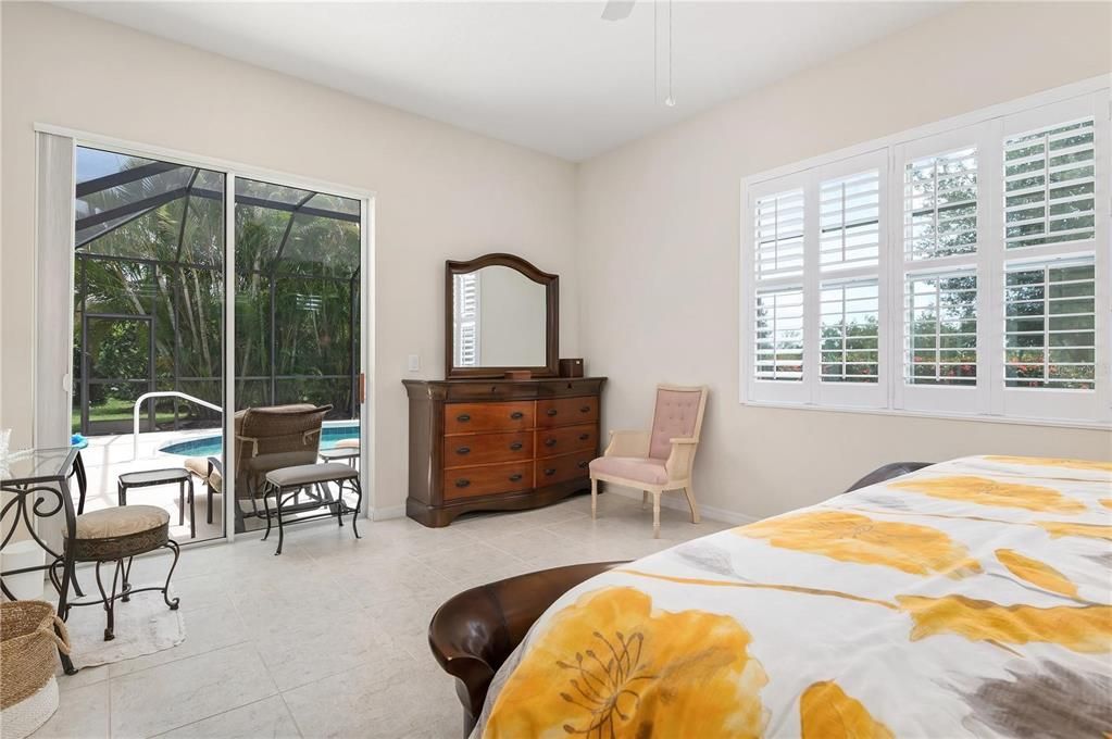 For Rent: $3,845 (3 beds, 2 baths, 2200 Square Feet)