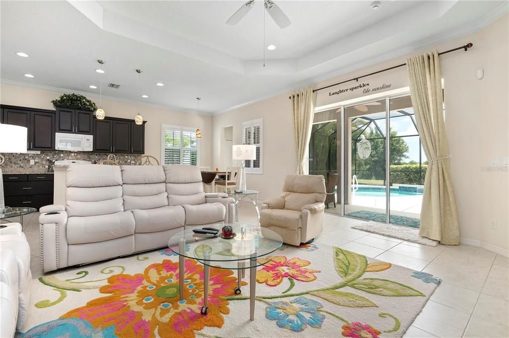 For Rent: $3,845 (3 beds, 2 baths, 2200 Square Feet)
