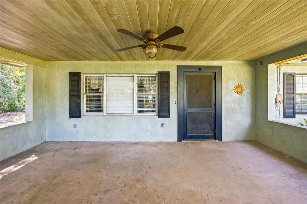 For Sale: $449,900 (4 beds, 2 baths, 2258 Square Feet)