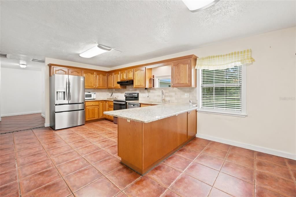 For Sale: $449,900 (4 beds, 2 baths, 2258 Square Feet)