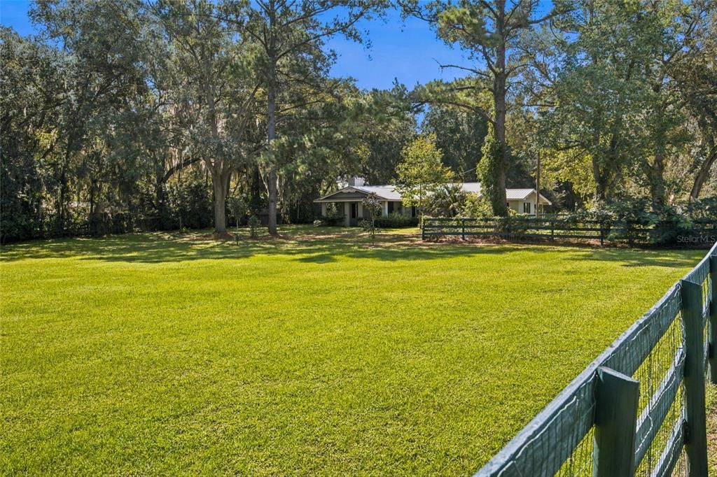 For Sale: $449,900 (4 beds, 2 baths, 2258 Square Feet)