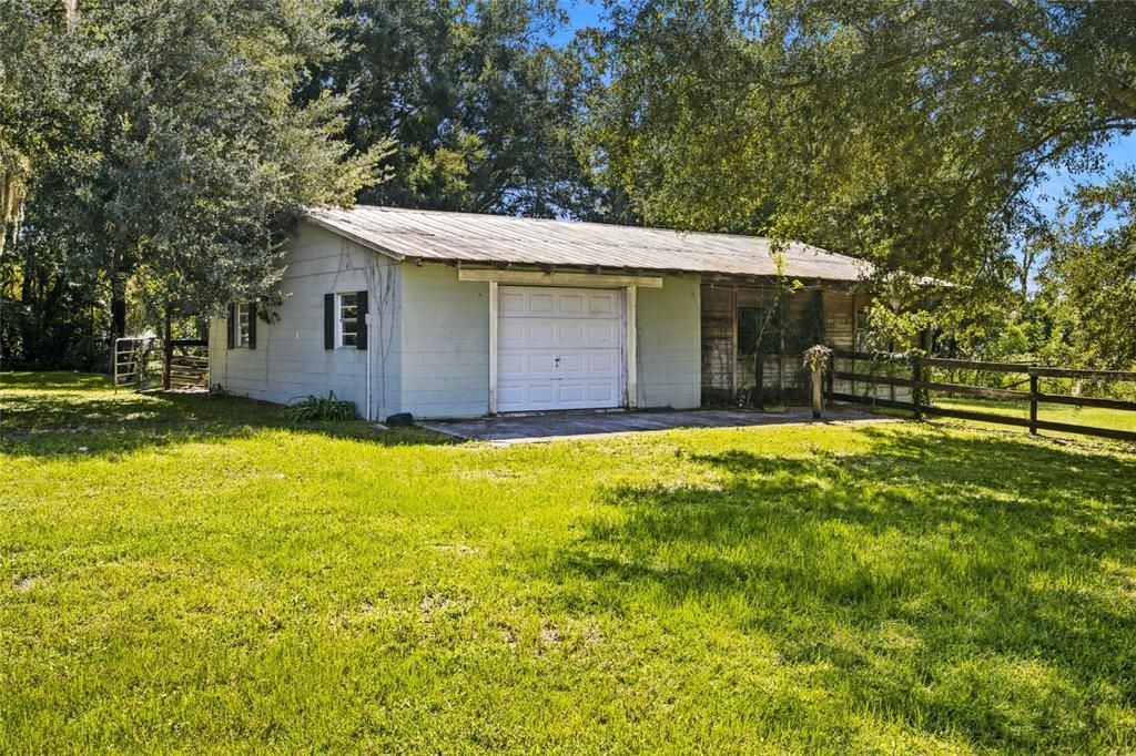 For Sale: $449,900 (4 beds, 2 baths, 2258 Square Feet)