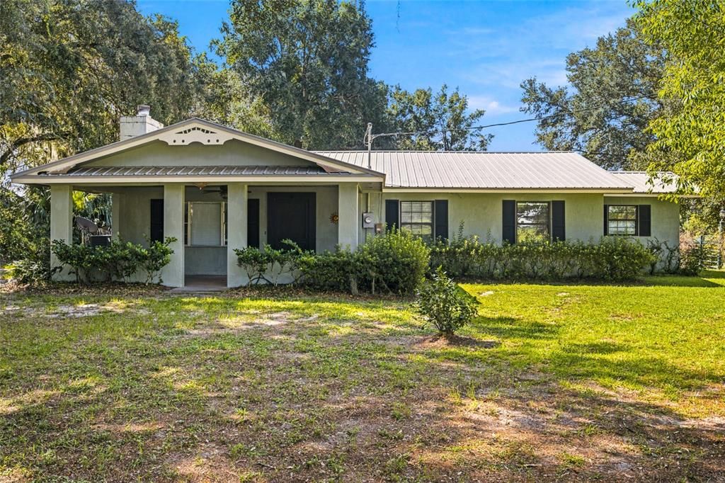 For Sale: $449,900 (4 beds, 2 baths, 2258 Square Feet)