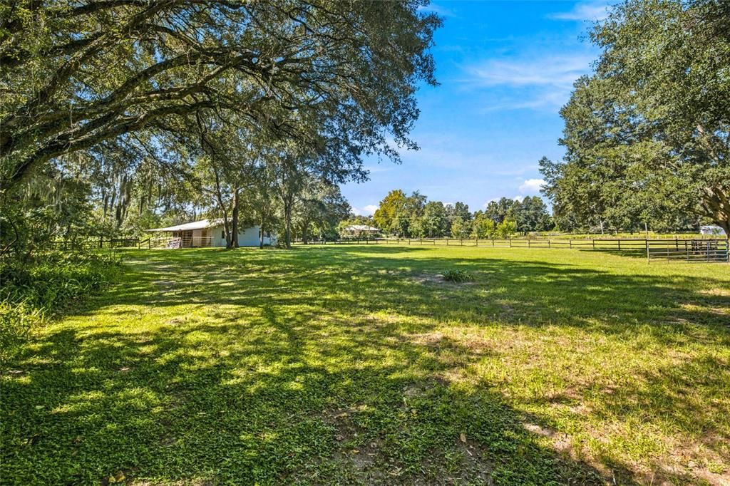For Sale: $449,900 (4 beds, 2 baths, 2258 Square Feet)