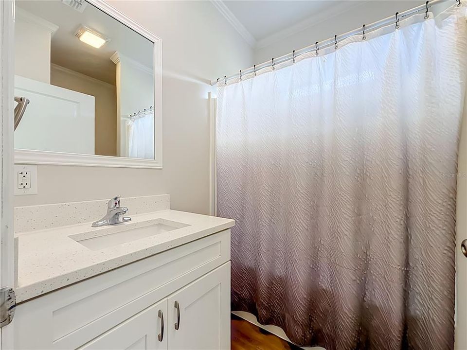 For Rent: $2,900 (3 beds, 2 baths, 1232 Square Feet)