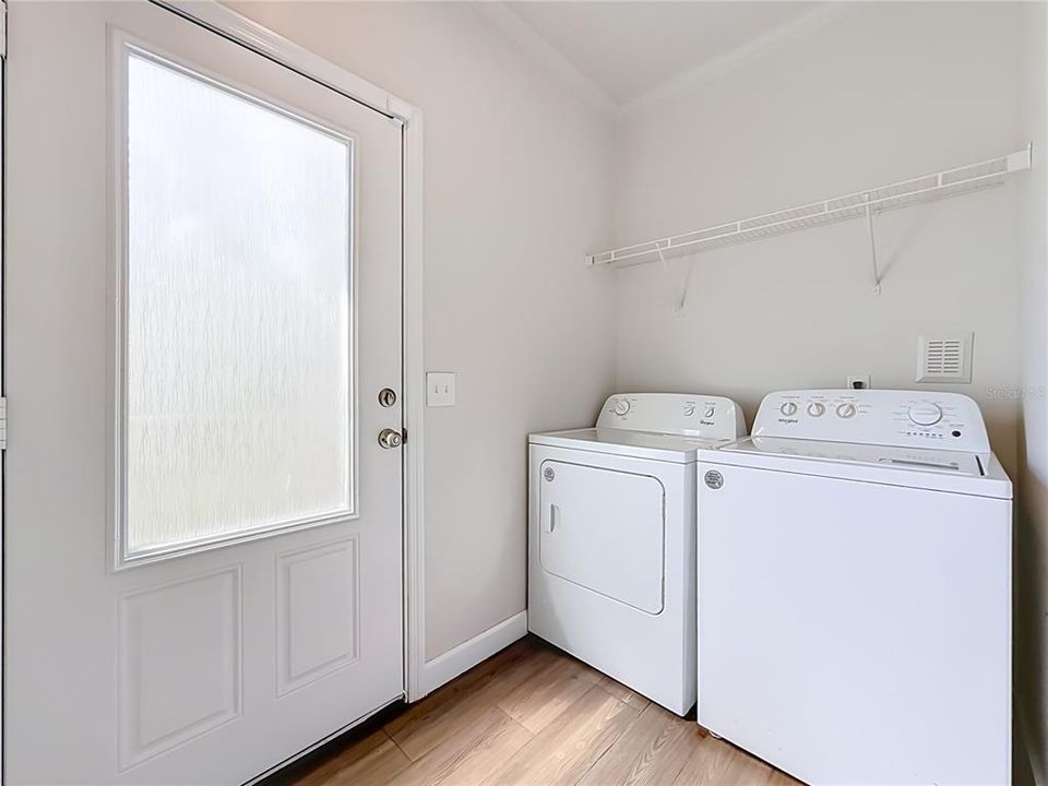 For Rent: $2,900 (3 beds, 2 baths, 1232 Square Feet)