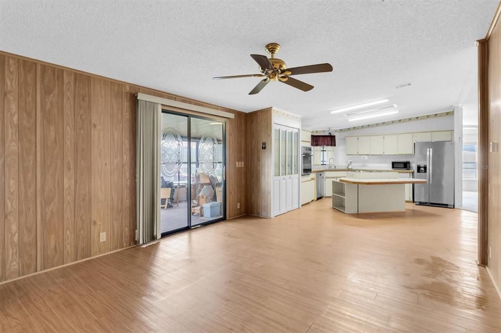 For Sale: $137,000 (2 beds, 2 baths, 1680 Square Feet)
