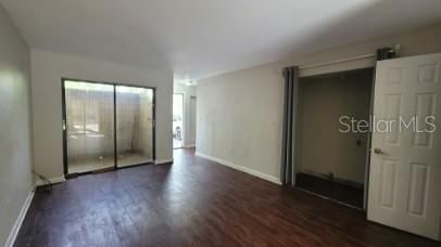 For Rent: $1,200 (2 beds, 1 baths, 1048 Square Feet)