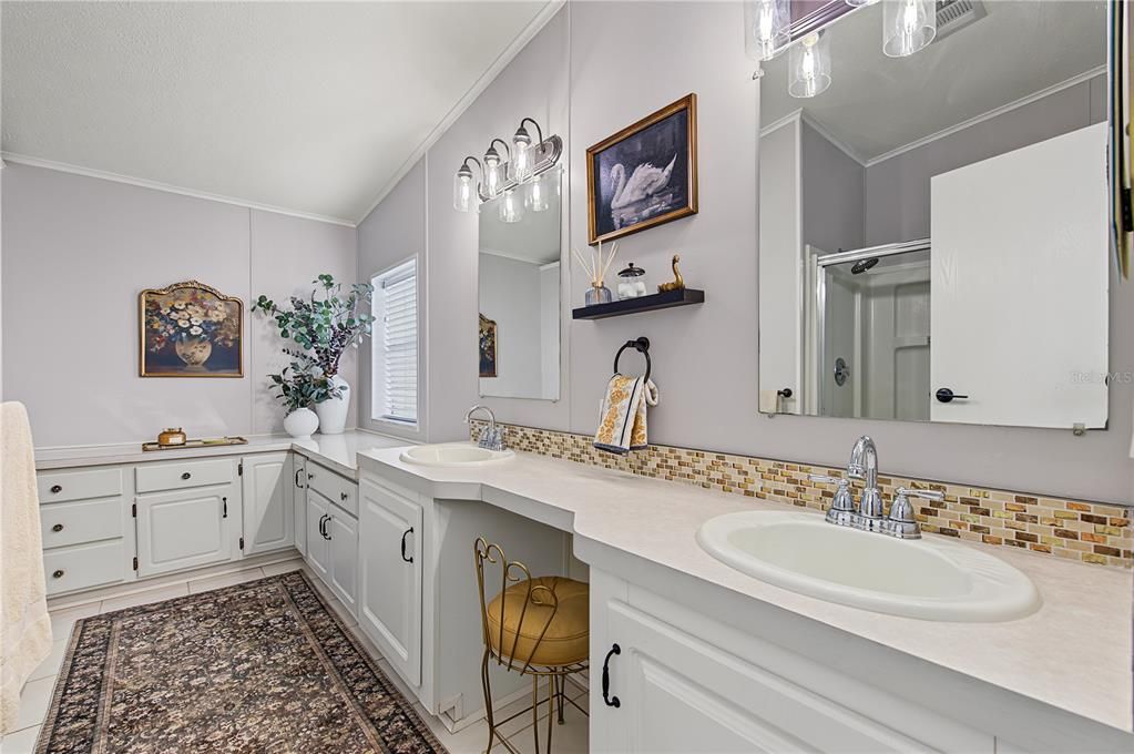 For Sale: $239,000 (3 beds, 2 baths, 1620 Square Feet)