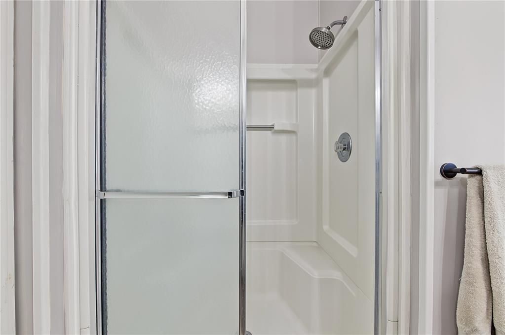 For Sale: $239,000 (3 beds, 2 baths, 1620 Square Feet)
