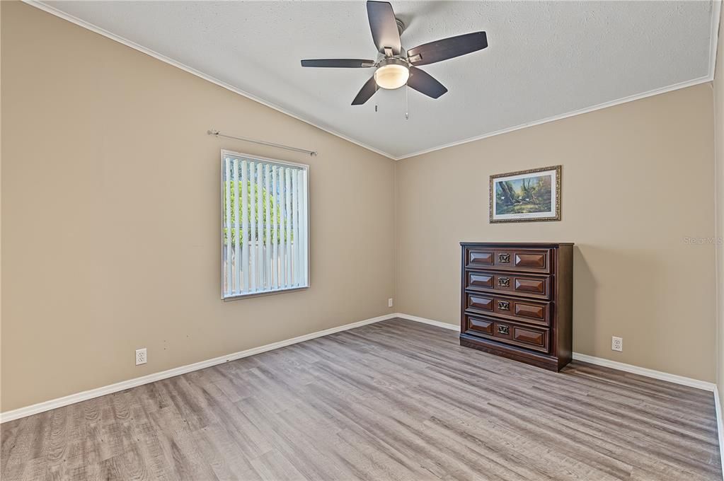 For Sale: $239,000 (3 beds, 2 baths, 1620 Square Feet)