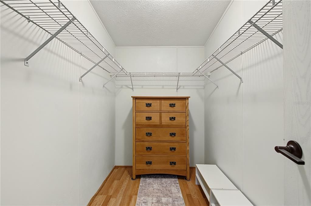 For Sale: $239,000 (3 beds, 2 baths, 1620 Square Feet)