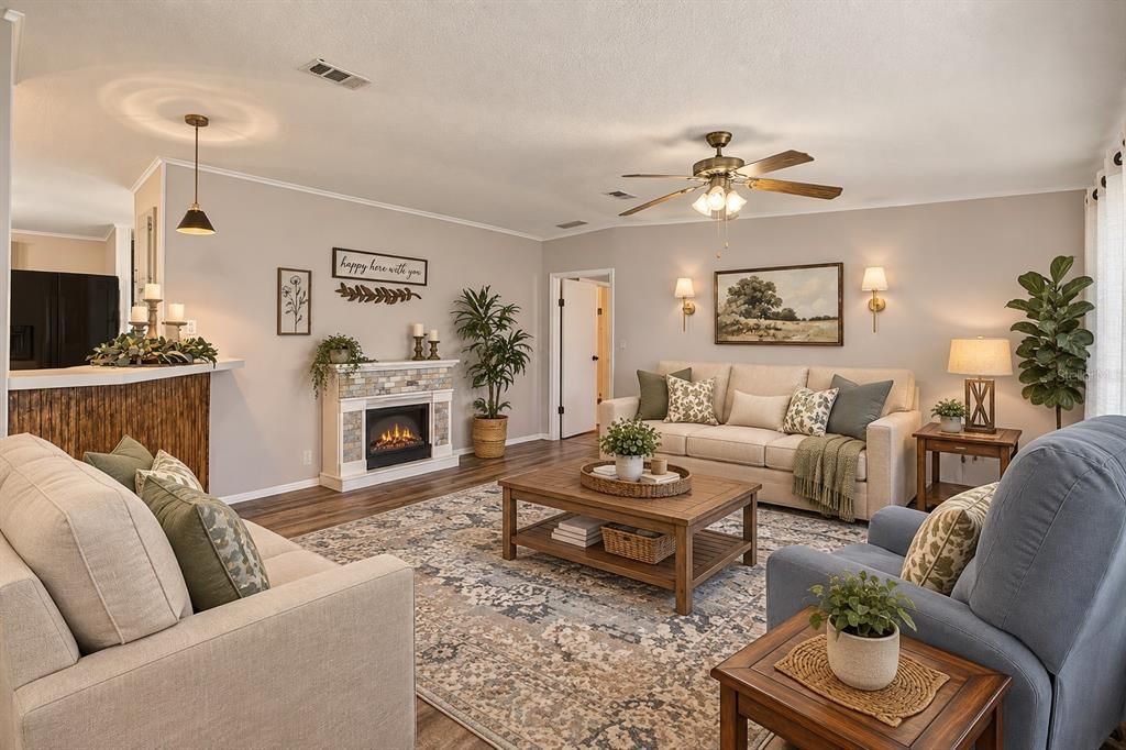 For Sale: $239,000 (3 beds, 2 baths, 1620 Square Feet)