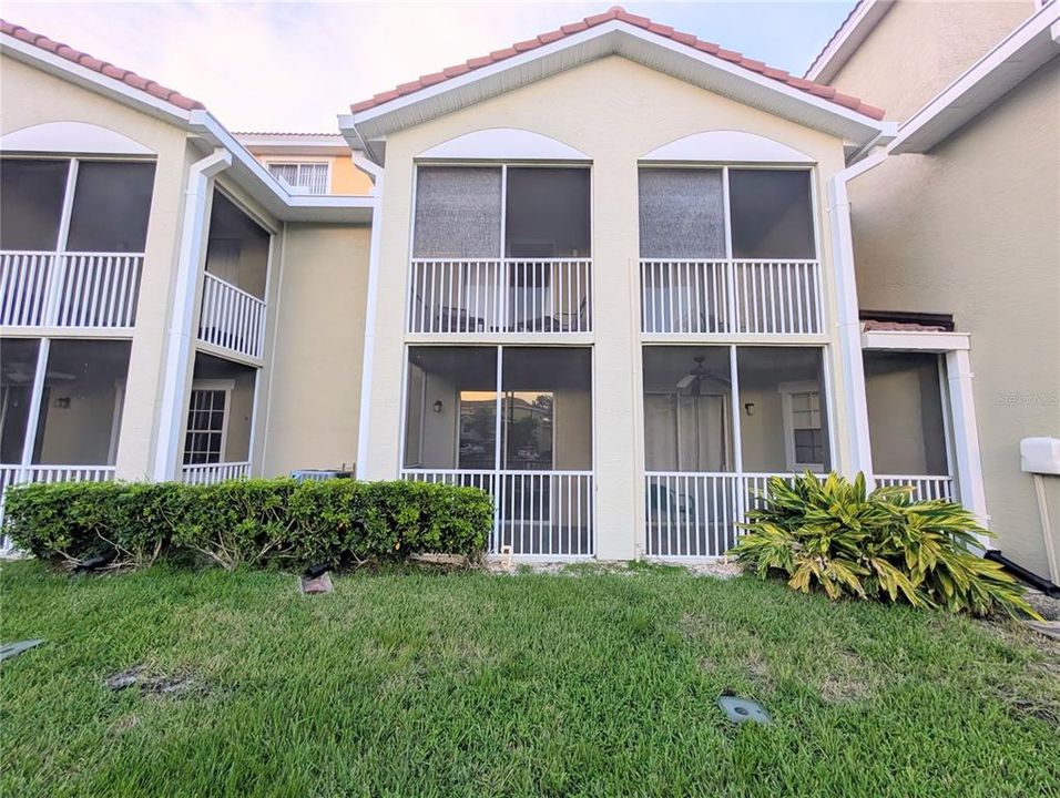 For Rent: $2,200 (3 beds, 3 baths, 1559 Square Feet)