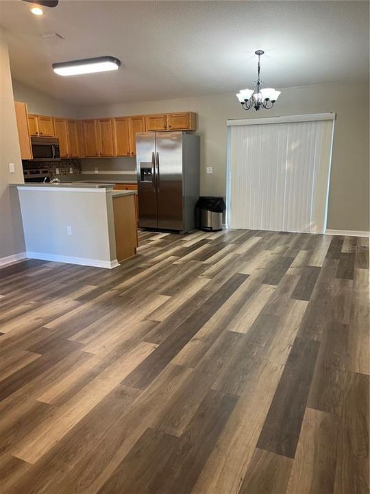 For Rent: $1,800 (3 beds, 2 baths, 1200 Square Feet)