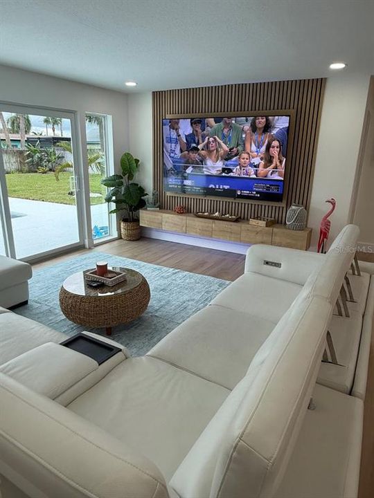 В аренду: $4,850 (4 спален, 2 ванн, 1520 Квадратных фут)