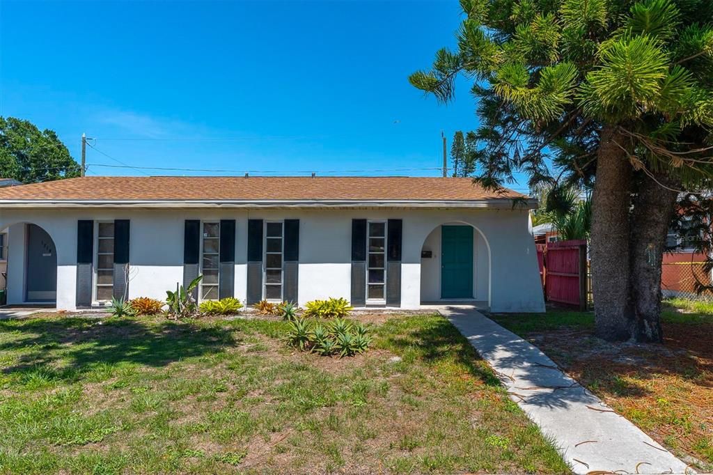 For Rent: $1,700 (1 beds, 1 baths, 728 Square Feet)