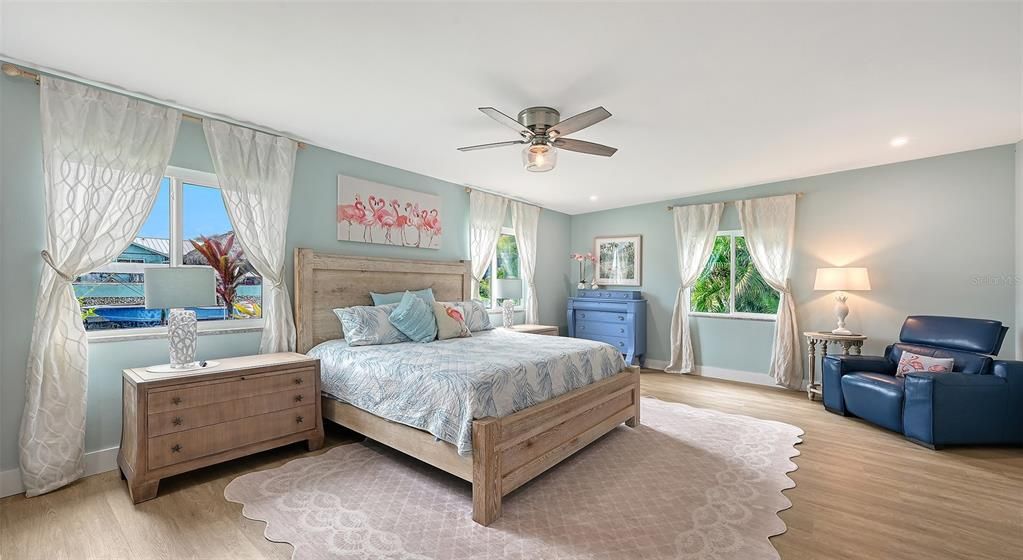 For Sale: $1,200,000 (3 beds, 3 baths, 2200 Square Feet)
