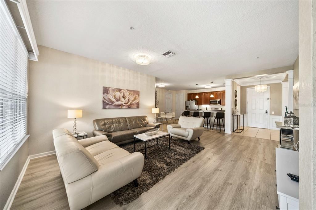 For Sale: $609,000 (3 beds, 2 baths, 2001 Square Feet)
