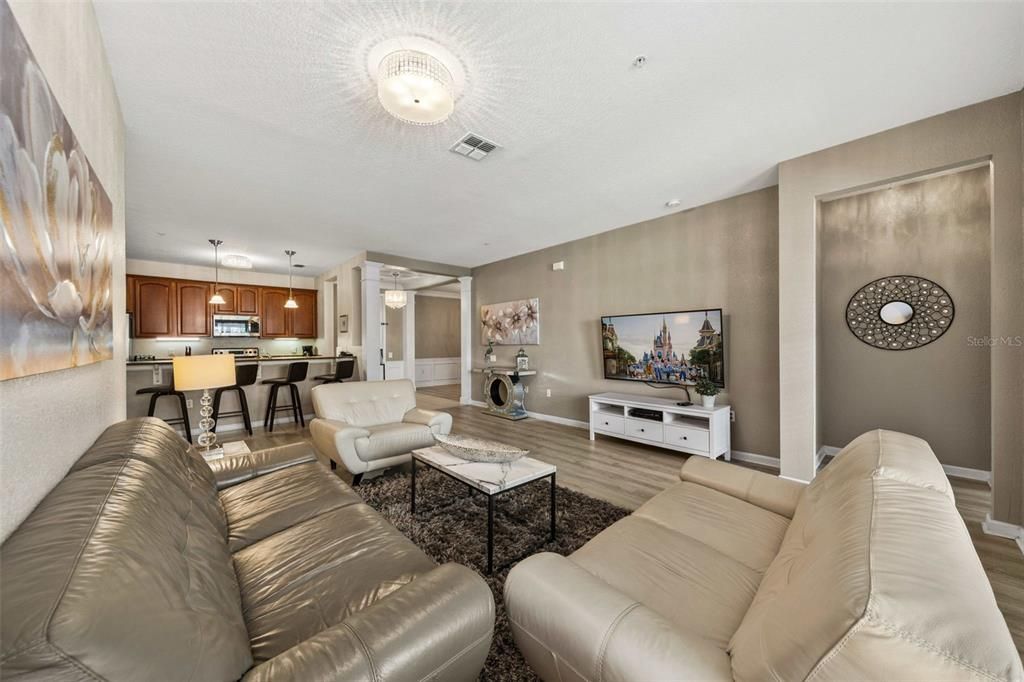 For Sale: $609,000 (3 beds, 2 baths, 2001 Square Feet)