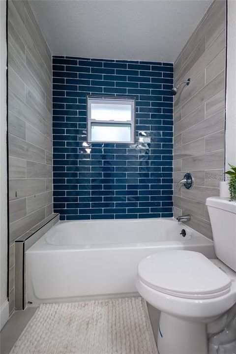 В аренду: $1,950 (2 спален, 1 ванн, 730 Квадратных фут)