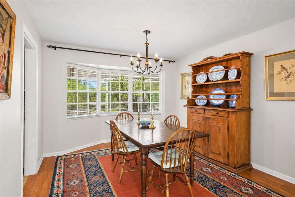 Active With Contract: $695,000 (3 beds, 2 baths, 1850 Square Feet)