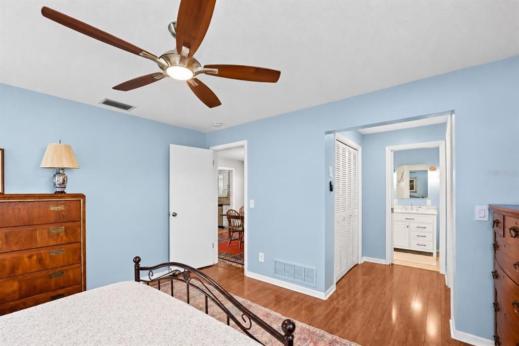 Active With Contract: $695,000 (3 beds, 2 baths, 1850 Square Feet)