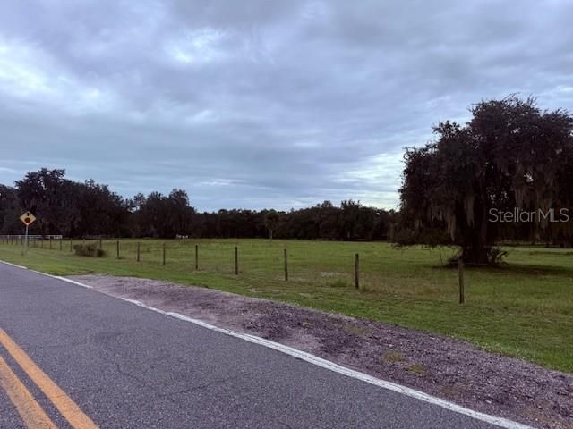 待售: $149,900 (5.00 acres)