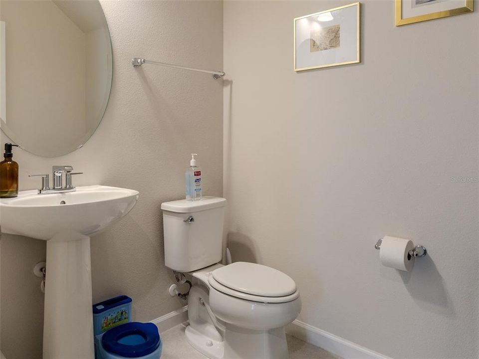 For Sale: $430,000 (4 beds, 2 baths, 2357 Square Feet)