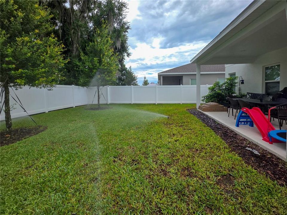 For Sale: $430,000 (4 beds, 2 baths, 2357 Square Feet)