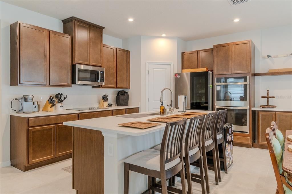 For Sale: $430,000 (4 beds, 2 baths, 2357 Square Feet)