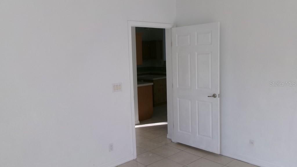 For Sale: $178,000 (3 beds, 2 baths, 2002 Square Feet)