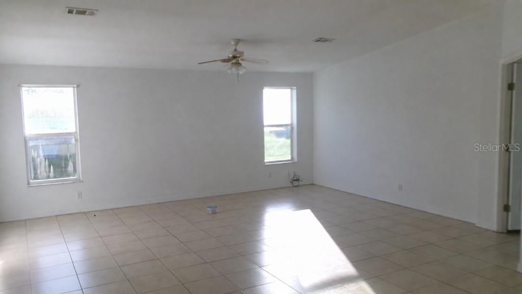 For Sale: $178,000 (3 beds, 2 baths, 2002 Square Feet)