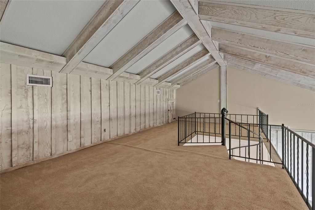 En Venta: $1,100,000 (4 camas, 2 baños, 2789 Pies cuadrados)