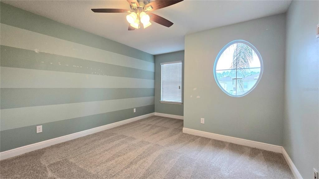 Active With Contract: $629,000 (5 beds, 2 baths, 3056 Square Feet)