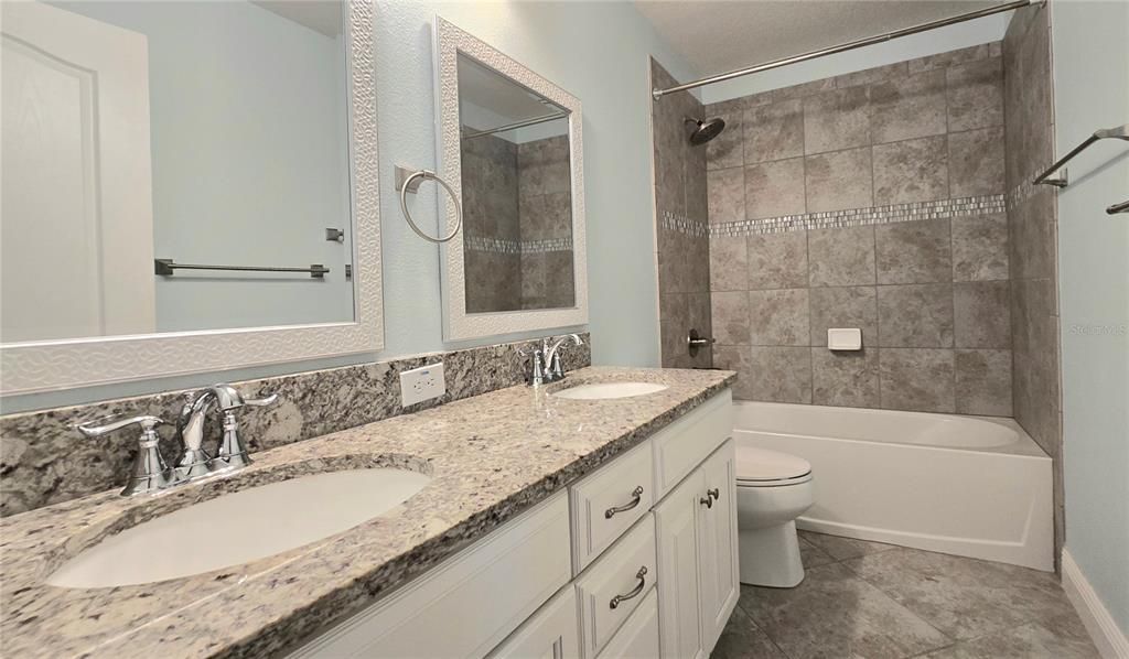 Active With Contract: $629,000 (5 beds, 2 baths, 3056 Square Feet)