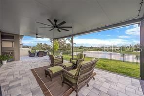 En Venta: $749,000 (5 camas, 4 baños, 3761 Pies cuadrados)