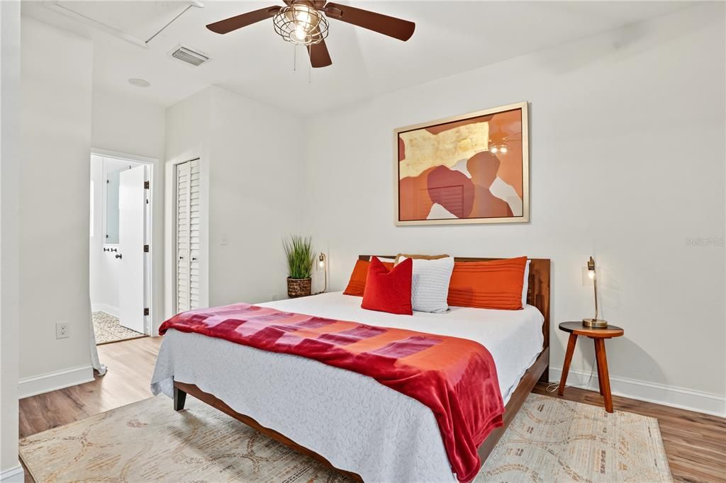 En Venta: $499,000 (3 camas, 2 baños, 1306 Pies cuadrados)